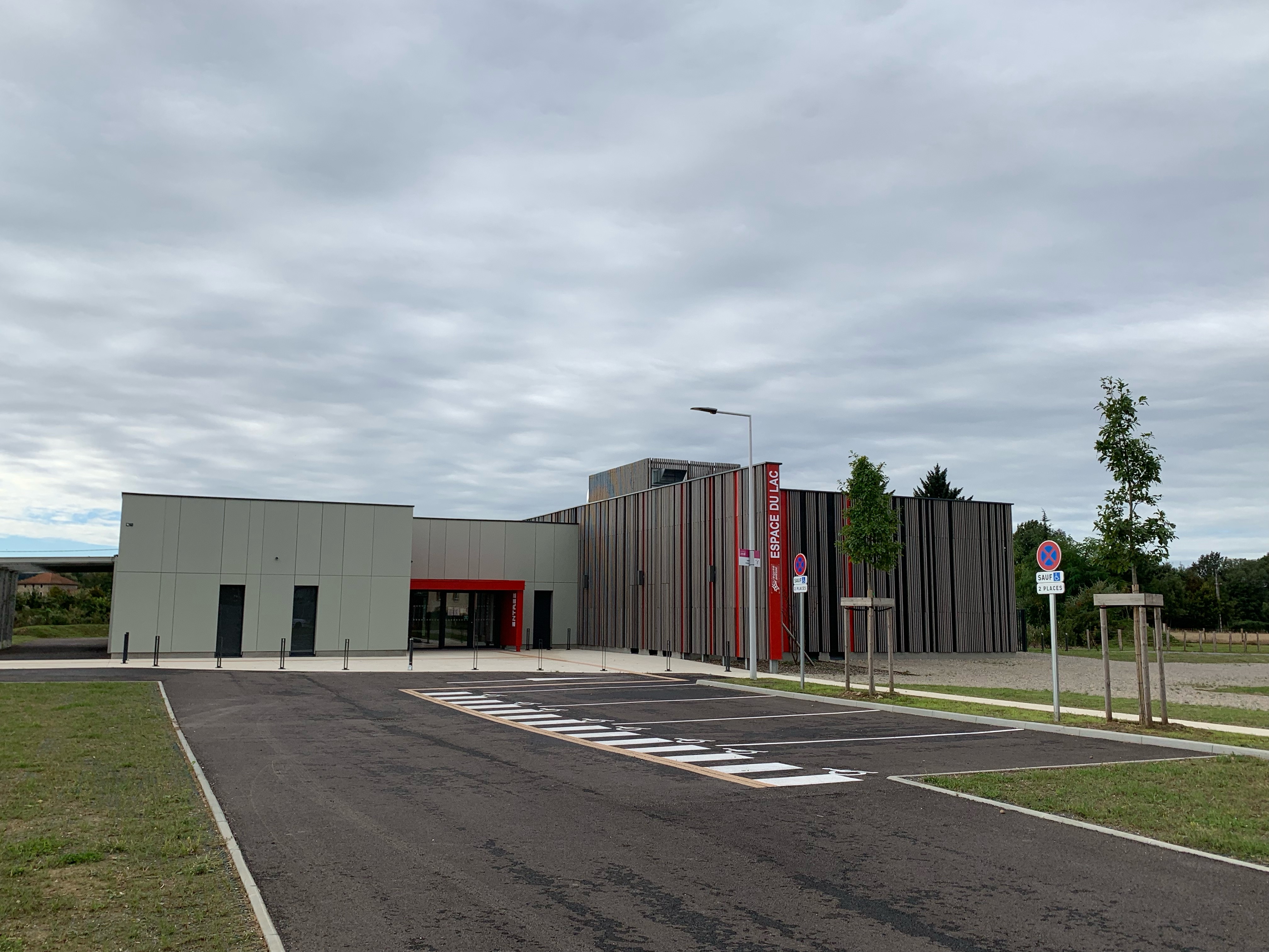 Lotissement Domaine Du Lac Bourg En Bresse Espace du Lac - Salles municipales